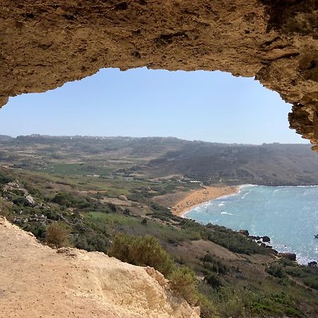 Sunrise Apt Near Beach Smarttv & Netflix Birżebbuġa エクステリア 写真
