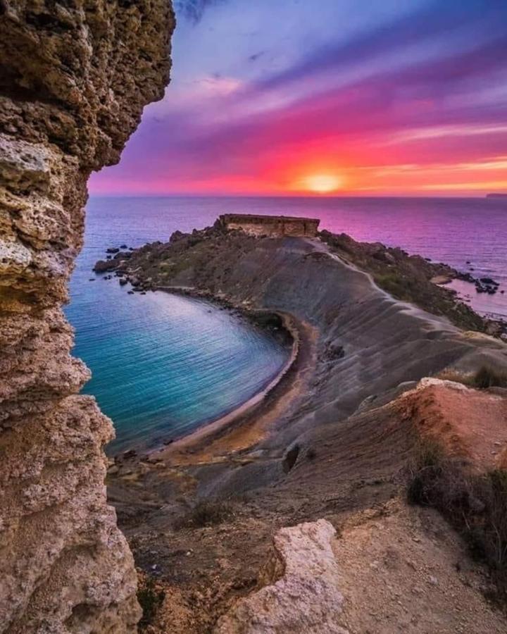 Sunrise Apt Near Beach Smarttv & Netflix Birżebbuġa エクステリア 写真
